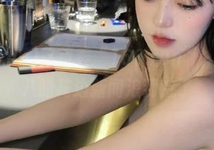 首页看“166.run”，杂七杂八的花边新闻浪到底了