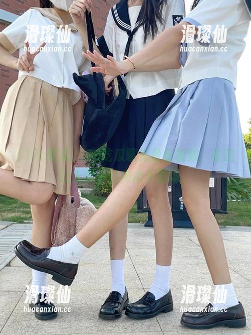 17c吃瓜曝光最新视频，看完让人忍不住内心小剧场。-滑璨仙