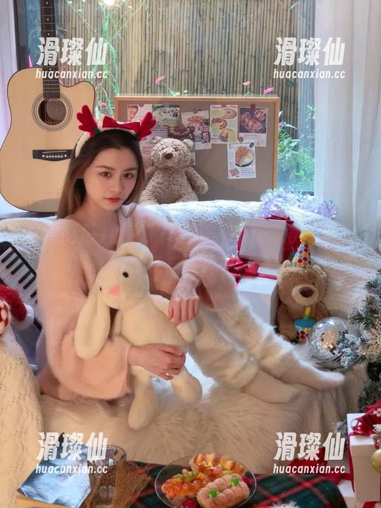 被“17吃瓜”app搞得好奇了,网址背后到底藏了啥?-滑璨仙 被“17吃瓜”app搞得好奇了,网址背后到底藏了啥?-滑璨仙