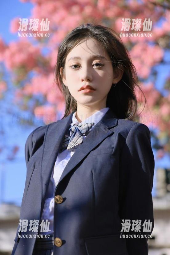 观看51hl黑料，小狗和冰淇淋的奇妙邂逅，留点悬念吧！-滑璨仙