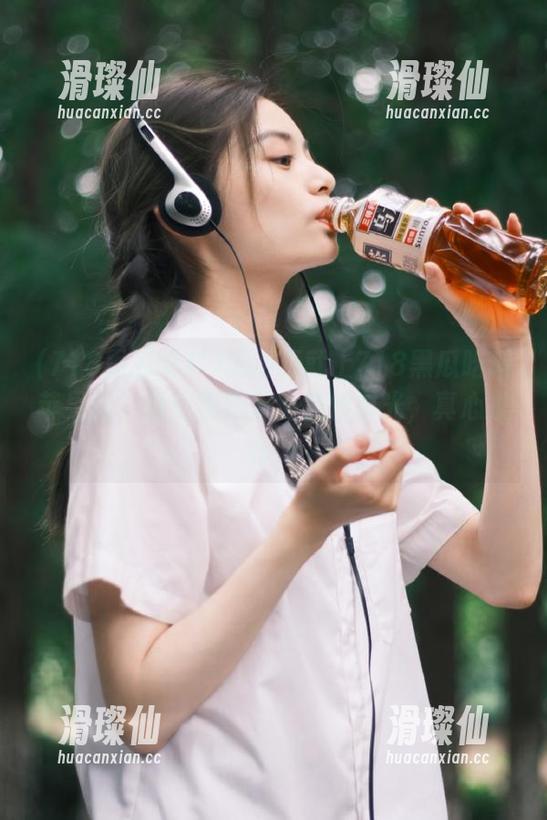 玩得嗨就上718黑瓜吃料苹果版，蘑菇视频配上美妙时光，真心推荐。-滑璨仙