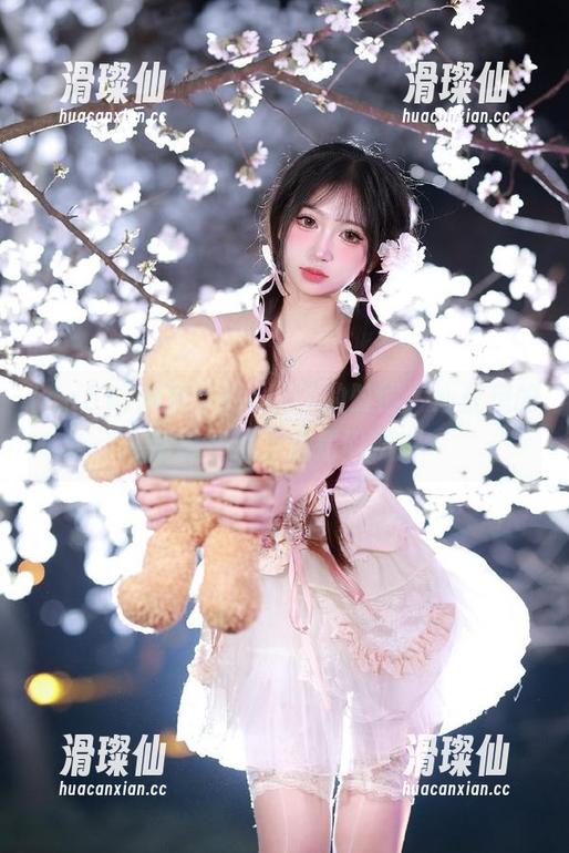 决定下载cg51的时候，心里想的到底是八卦还是闲聊！-滑璨仙