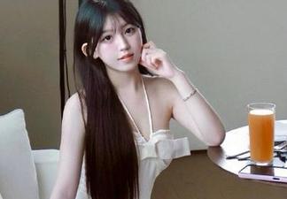 别被cgwAPP的花里胡哨迷了眼，跟着我炸裂分析