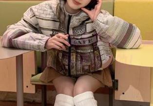 观看hlw，总有件让你心里暗爽的小插曲，不是我说的！