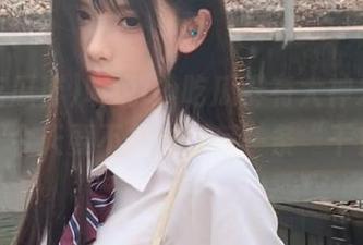 听说qq吃瓜群有大神发布的八卦，今天要不放过任何一条“干货”！