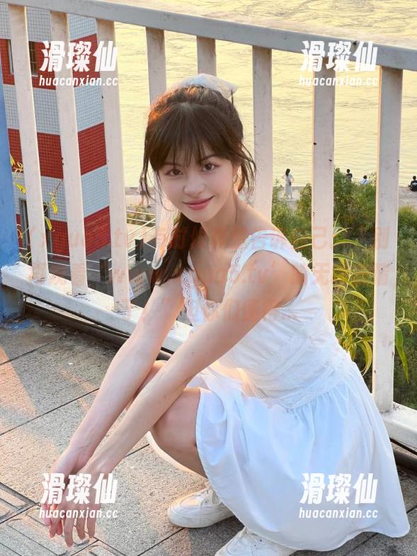 有时候真想告诉自己：“别再观看‘www.xgua5.tv’的无聊剧情了！”但你们懂得...-滑璨仙