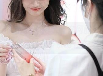 翻阅xgua5.tv官网的跟帖，真觉得自己是多余的存在…