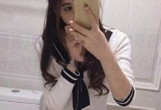 墙都不扶，就扶冲哥精选的网页Steam壁纸，这审美我还真心想模仿！
