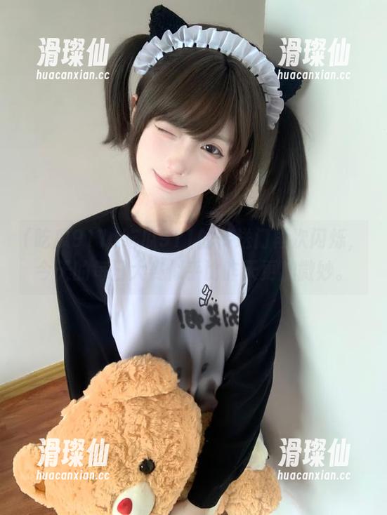 吃瓜911的传送门再次闪烁，今天的每日大赛似乎比昨天更加微妙。-滑璨仙