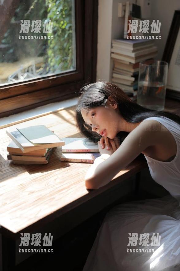 娱乐的底线越来越低,视频画面直击国产吃瓜的“美学”!-滑璨仙 娱乐的底线越来越低,视频画面直击国产吃瓜的“美学”!-滑璨仙