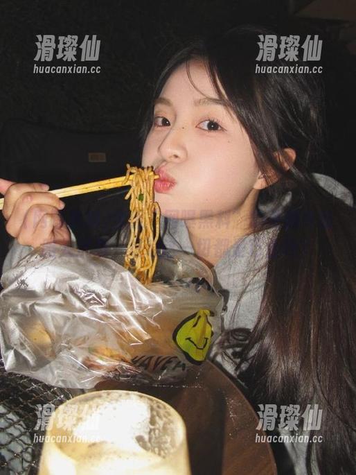 今天“网曝黑料”的更新令我陷入沉思，难道这一切都是巧合吗？-滑璨仙