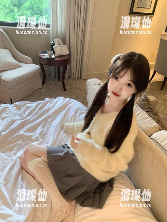 观看“黑料专区”,切换到洗脑旋律的同时,脑海里浮现的辣条和深夜食堂。-滑璨仙 观看“黑料专区”,切换到洗脑旋律的同时,脑海里浮现的辣条和深夜食堂。-滑璨仙