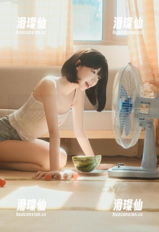 一不小心点进“黑料吃瓜网页版”的视频，仿佛进入另一个平行宇宙！-滑璨仙