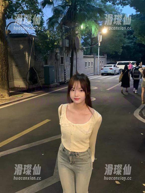 每日必看!在“黑料在线吃瓜”app上,我的好奇心被无限放大了-滑璨仙 每日必看!在“黑料在线吃瓜”app上,我的好奇心被无限放大了-滑璨仙