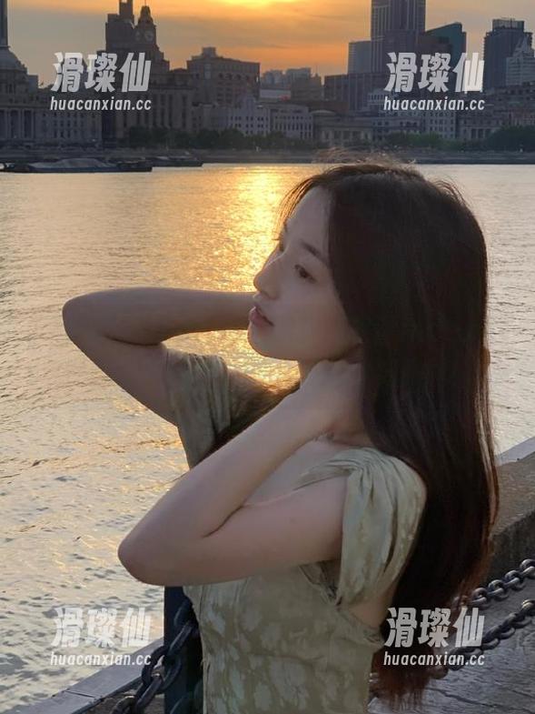 关注“黑料正能量index”视频,随时享受剧透的刺激与委屈!-滑璨仙 关注“黑料正能量index”视频,随时享受剧透的刺激与委屈!-滑璨仙