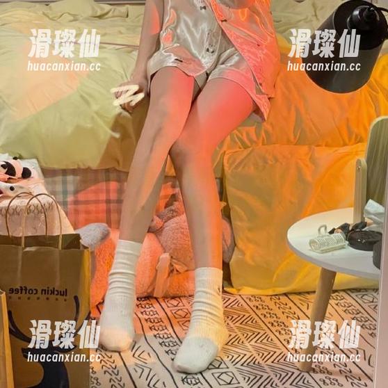 链接直达黑料网：新鲜热辣的料让你脑洞大开！-滑璨仙