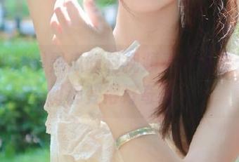 黑瓜吃料视频看完恍若无物，一切都变得好奇怪……